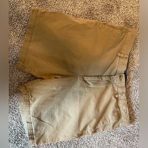 Banana Republic Khaki Shorts Waist 35